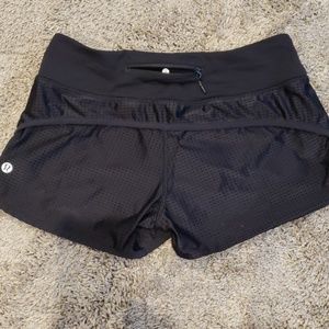 Lululemon speed short